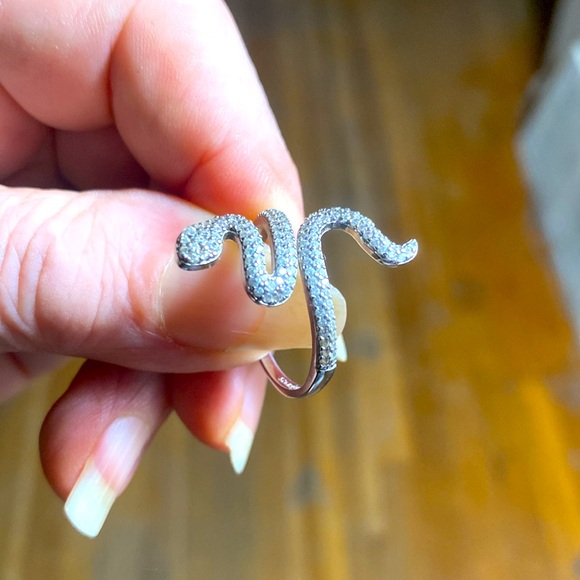 3/$15. Silver snake ring size 8 - Picture 2 of 2